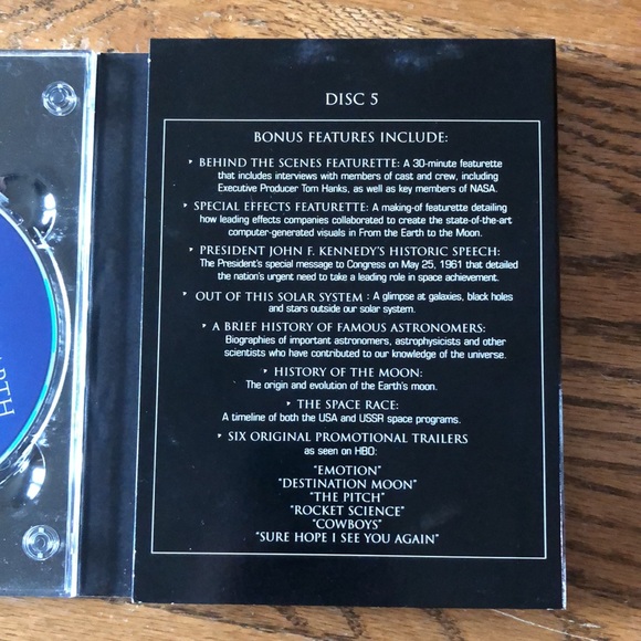 From the Earth to the Moon 5 Disc set - Picture 4 of 5